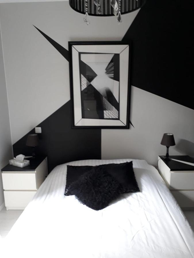 Chambre Chez L'Habitant Avec Spa Et Petit-Dejeuner En Lisiere De Foret Le Teich Exterior photo