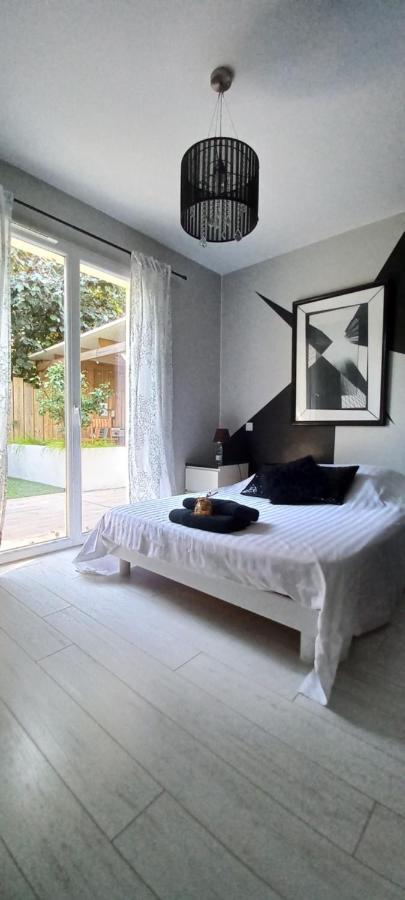 Chambre Chez L'Habitant Avec Spa Et Petit-Dejeuner En Lisiere De Foret Le Teich Exterior photo